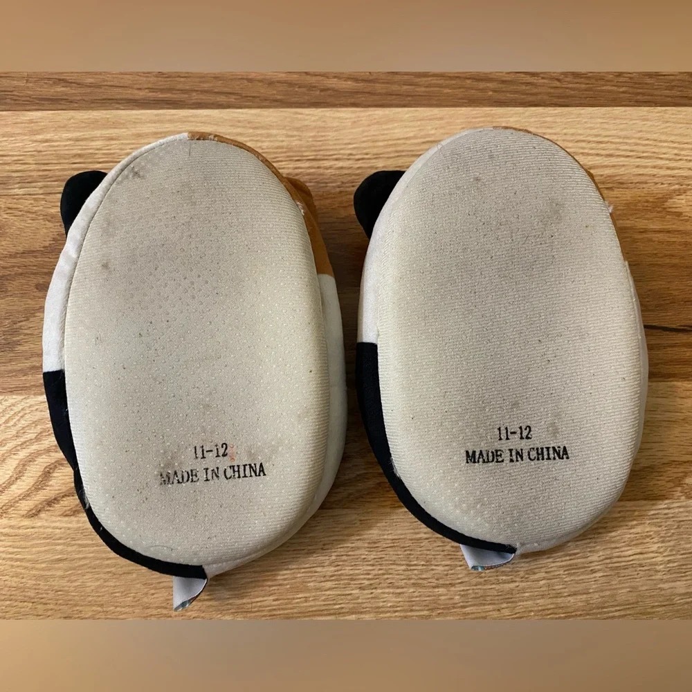 Squishmallows White and Black Plush Slippers Size 11-12